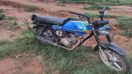 Ogun So-Safe Corps Recovers Abandoned Motorcycle in Idiroko Community